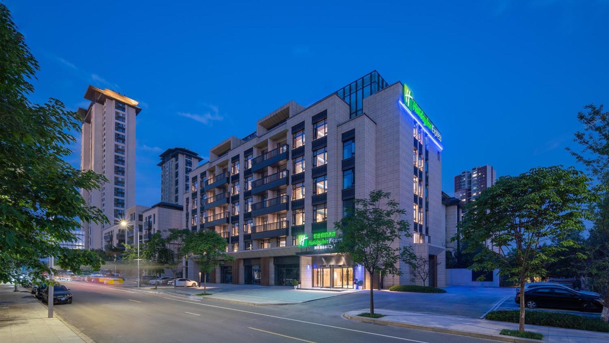 Holiday Inn Express Xi'An North Station, An Ihg Hotel Exterior photo